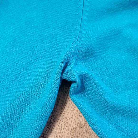 EXPRESS DESIGN STUDIO Small teal button - Picture 4 of 7